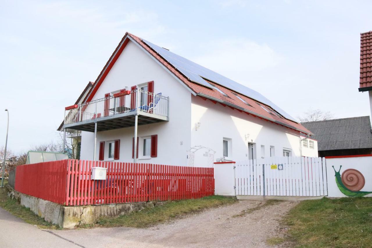 La Toskana Apartment Ihr Rueckzugsort Am Regen Zeitlarn Bagian luar foto